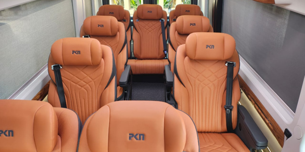 Key Benefits of Choosing an 11 Seater Urbania for Rent in Delhi